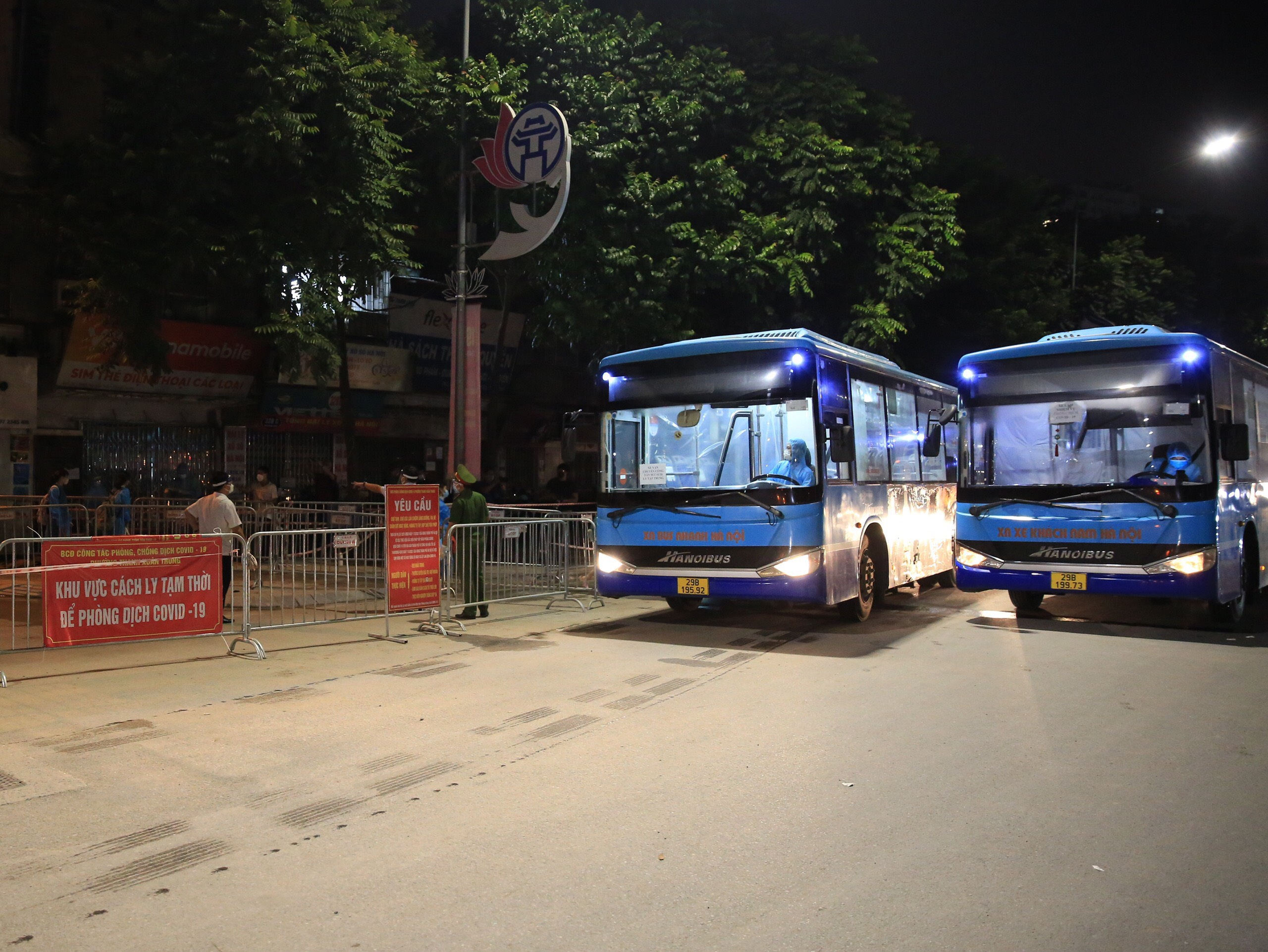 Hà Nội: Gần 1.200 người dân di dời khỏi ổ dịch phường Thanh Xuân Trung